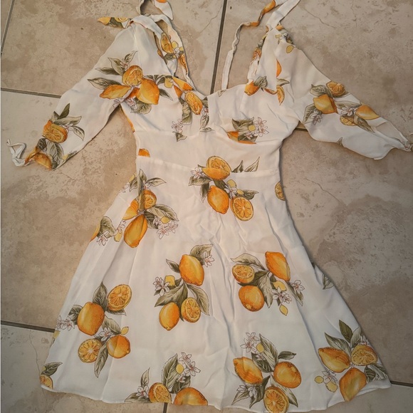 $248 For Love & Lemons Limonada Mini Dress XS White Yellow Floral Romantic Dress - Picture 3 of 5